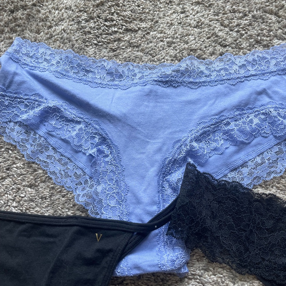 Victoria's Secret Panties set of 6 - Picture 2 of 8